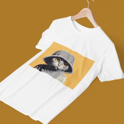 Мъжка тениска cat with orange eyes